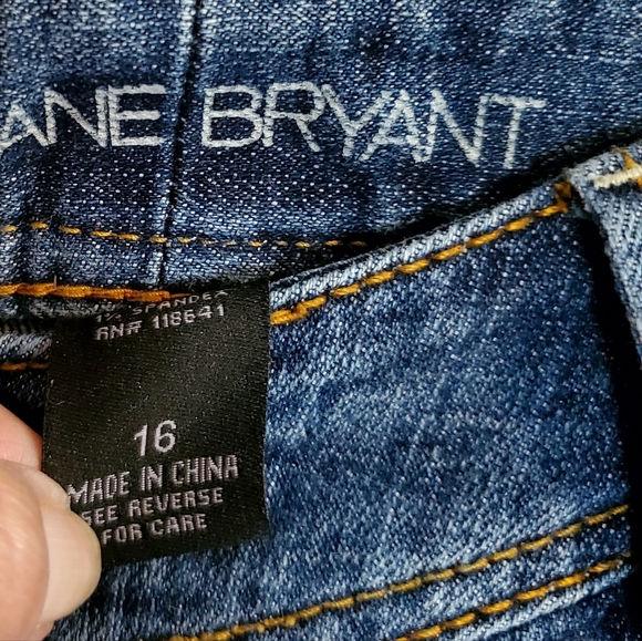 Lane Bryant Distressed Medium Wash Straight Leg Blue Jeans Size 1… - Picture 4 of 9